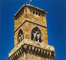 Torre de la Iglesia San Pedro Apóstol